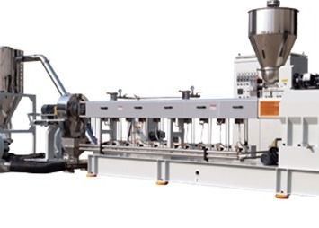 Machine jumelle parallèle de pelletisation de la vis WPC