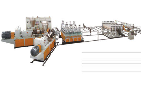 PVC de JWELL pelant la porte écumante de conseil de WPC faisant la ligne d'extrusion de profil de PVC de machine