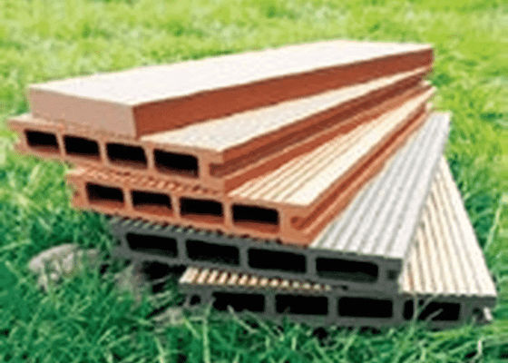 Plancher en plastique en bois du PE pp de JWELL WPC faisant la ligne d'extrusion de machine
