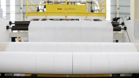 De 2400MM de protection de masque protecteur de Meltblown chaîne de production médicale chirurgicale de textile tissé non