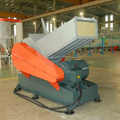 broyeur en plastique de déchets de châssis de fenêtre de porte de PVC WPC de 35kw 600KG/H