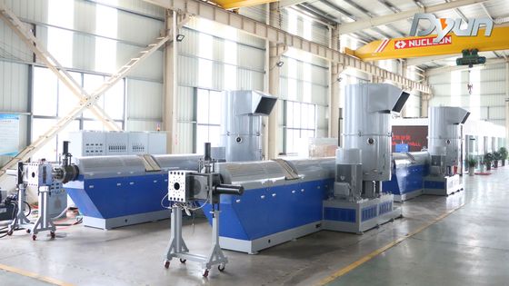 Film du HDPE OPP de LLDPE réutilisant le granulatoire intégré trois par machines